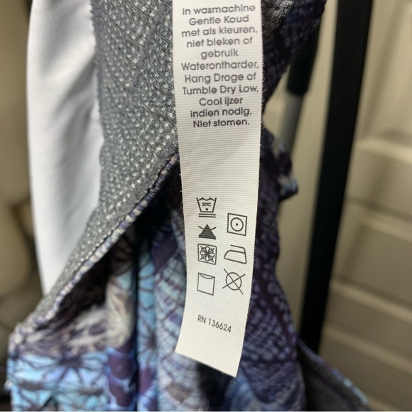 MANDUKA Blue Yoga Athletic 9' Short Lightweight Breathable Movable Coastal Sz XL - Picture 9 of 10